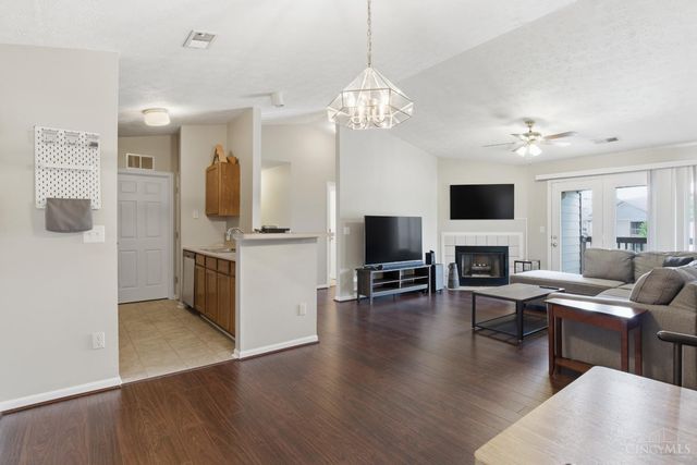 1680 Piper Lane, Centerville, OH 45440