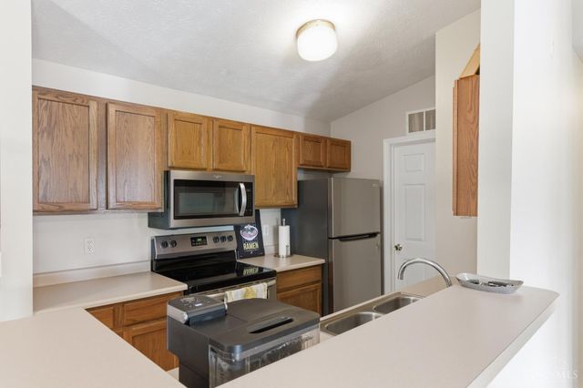 1680 Piper Lane, Centerville, OH 45440