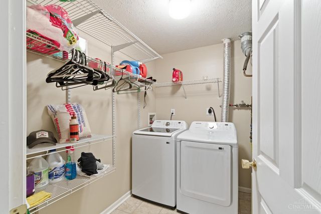 1680 Piper Lane, Centerville, OH 45440
