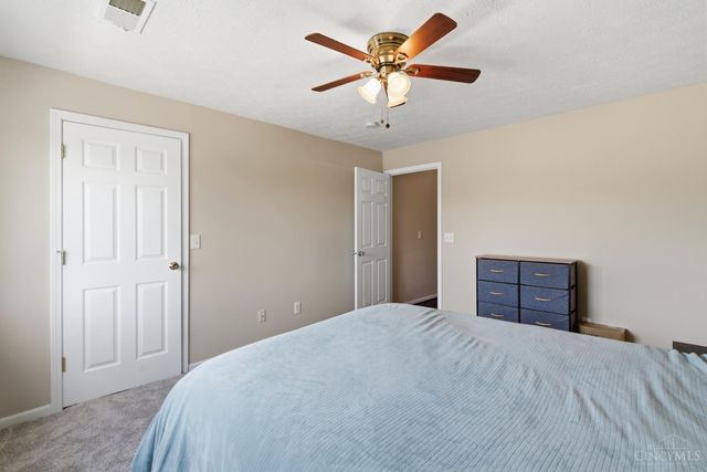 1680 Piper Lane, Centerville, OH 45440