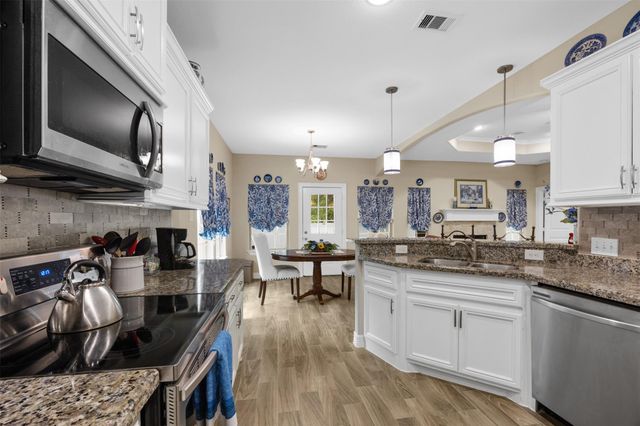 42 Trail Lake, Trinity, TX 75862