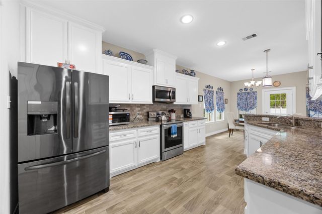 42 Trail Lake, Trinity, TX 75862