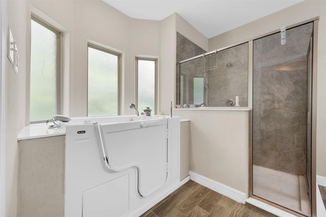 42 Trail Lake, Trinity, TX 75862