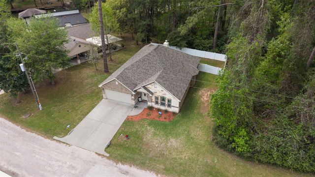 42 Trail Lake, Trinity, TX 75862