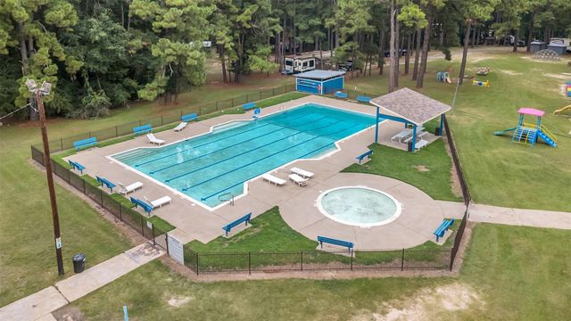 42 Trail Lake, Trinity, TX 75862