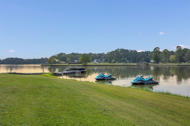 42 Trail Lake, Trinity, TX 75862