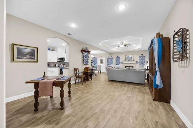 42 Trail Lake, Trinity, TX 75862