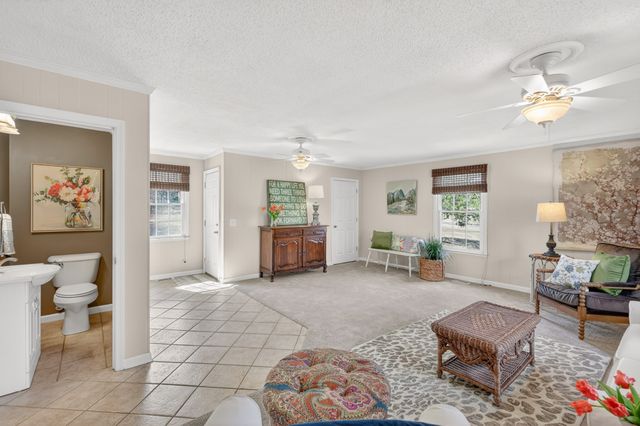 234 Bluegrass Cir, Lebanon, TN 37090