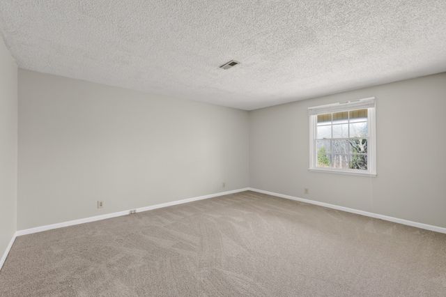 234 Bluegrass Cir, Lebanon, TN 37090