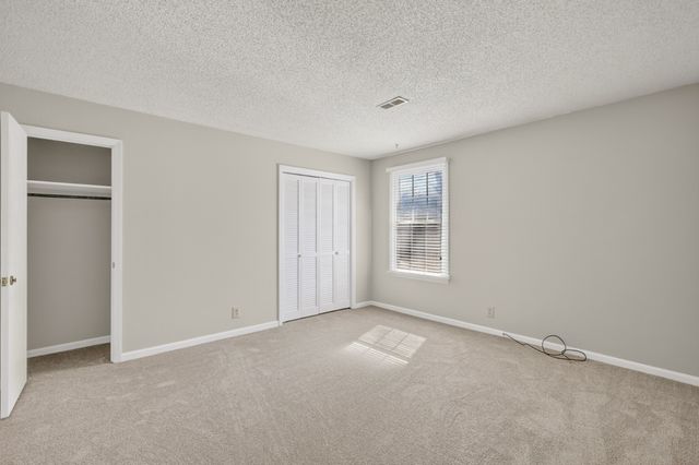 234 Bluegrass Cir, Lebanon, TN 37090