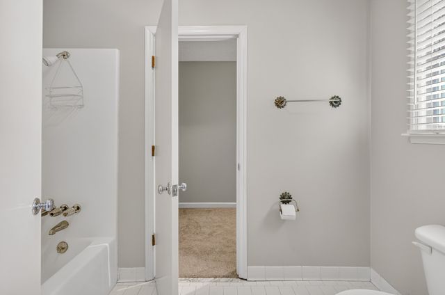 234 Bluegrass Cir, Lebanon, TN 37090