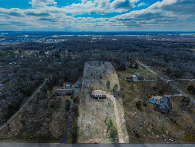 234 Bluegrass Cir, Lebanon, TN 37090