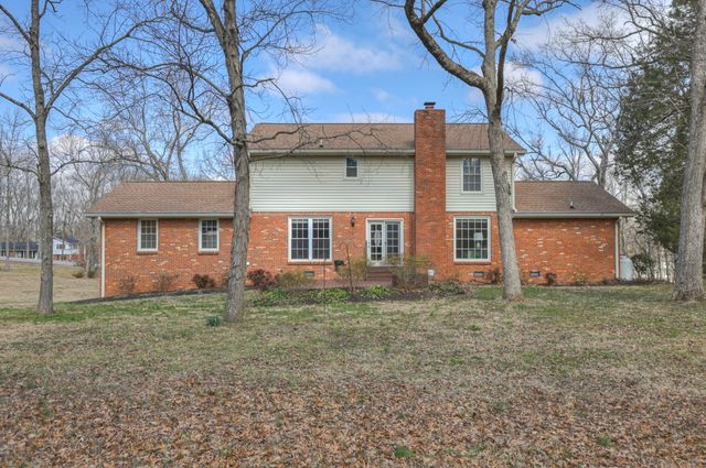 234 Bluegrass Cir, Lebanon, TN 37090