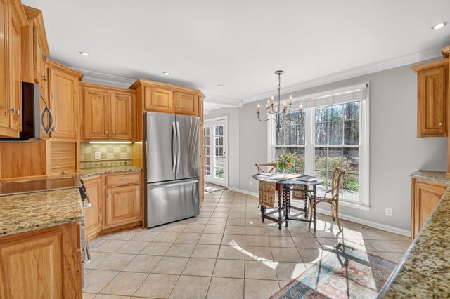 234 Bluegrass Cir, Lebanon, TN 37090
