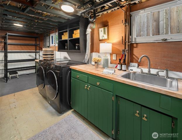 8416 40th Avenue SW, Seattle, WA 98136