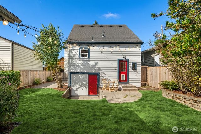 8416 40th Avenue SW, Seattle, WA 98136