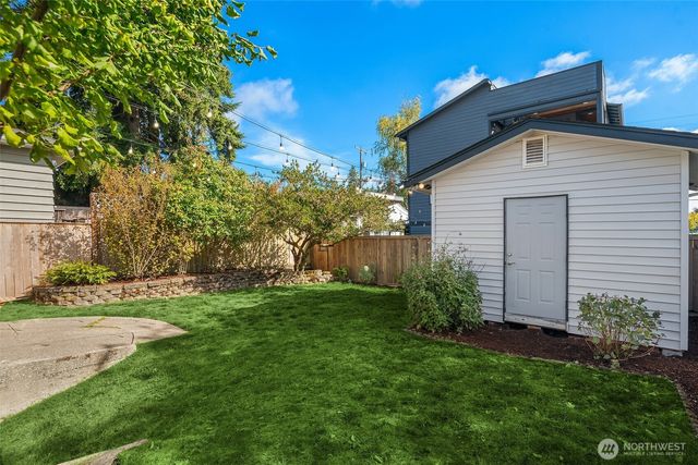8416 40th Avenue SW, Seattle, WA 98136