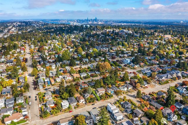 8416 40th Avenue SW, Seattle, WA 98136