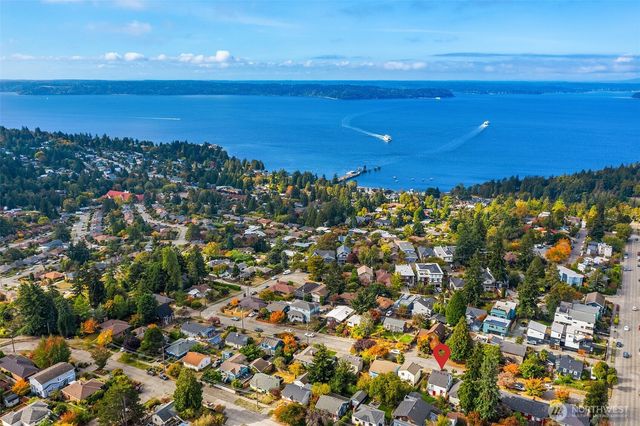 8416 40th Avenue SW, Seattle, WA 98136