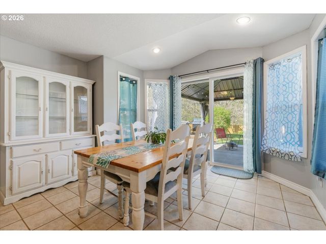 2120 Nw 9TH Ave, Battle Ground, WA 98604