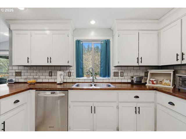 2120 Nw 9TH Ave, Battle Ground, WA 98604