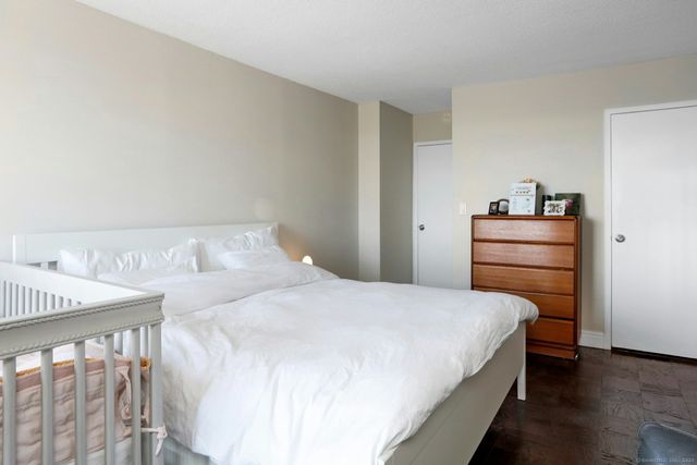 44 Strawberry Hill Avenue 7C, Stamford, CT 06902