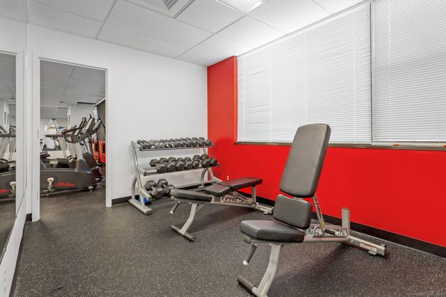 44 Strawberry Hill Avenue 7C, Stamford, CT 06902