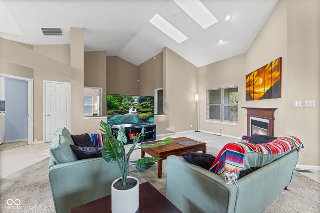 14901 Windmill Drive, Carmel, IN 46033