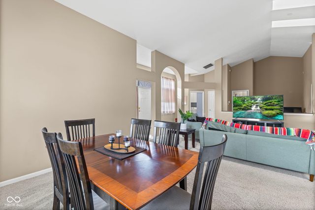 14901 Windmill Drive, Carmel, IN 46033