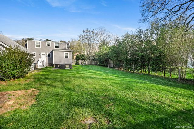 15 Maryland Avenue, Armonk, NY 10504