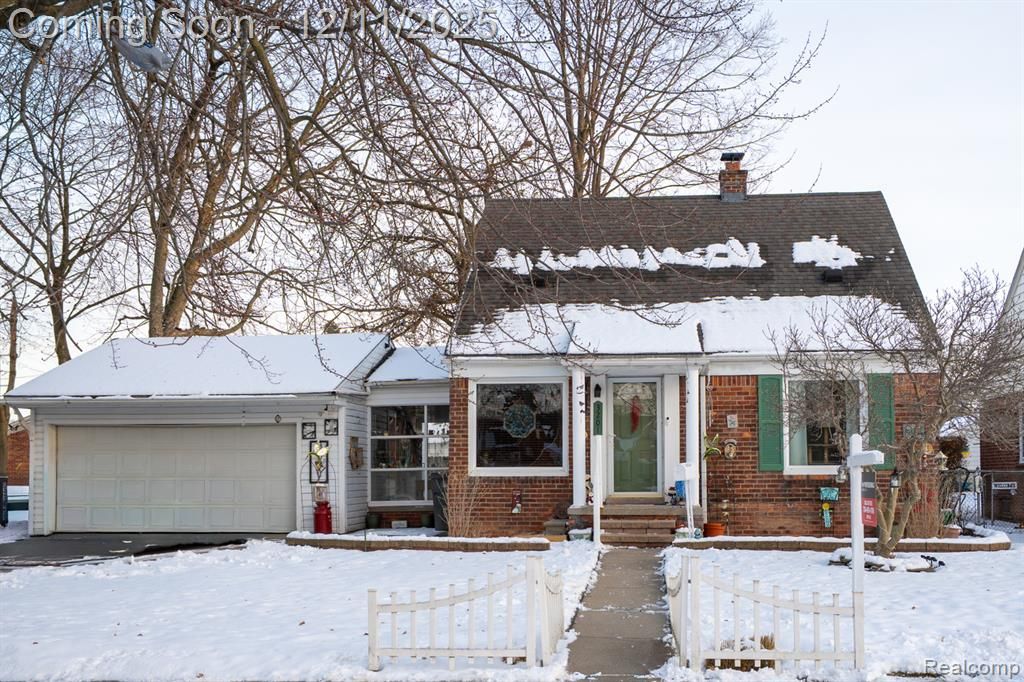 3201 Croissant Street, Dearborn, MI 48124