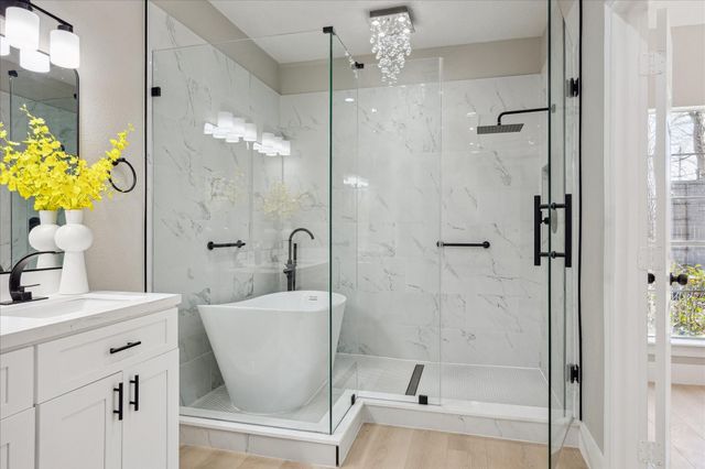 4042 Glen Cove Drive, Houston, TX 77021