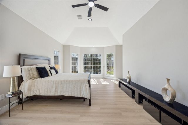 4042 Glen Cove Drive, Houston, TX 77021