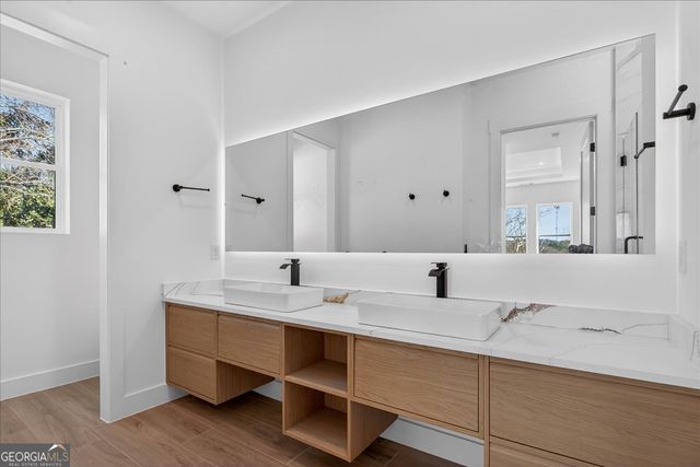 160 Railroad Street, Canton, GA 30114