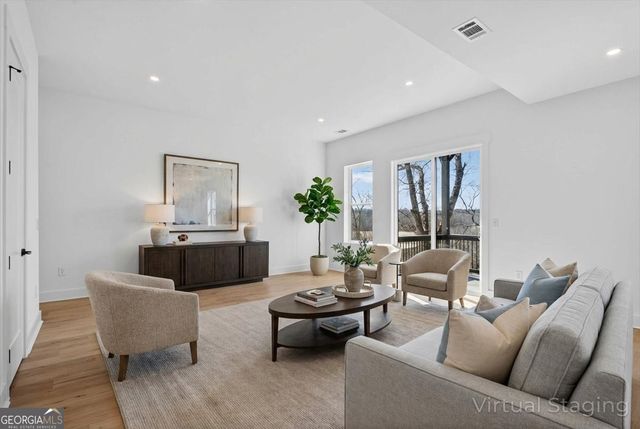 160 Railroad Street, Canton, GA 30114