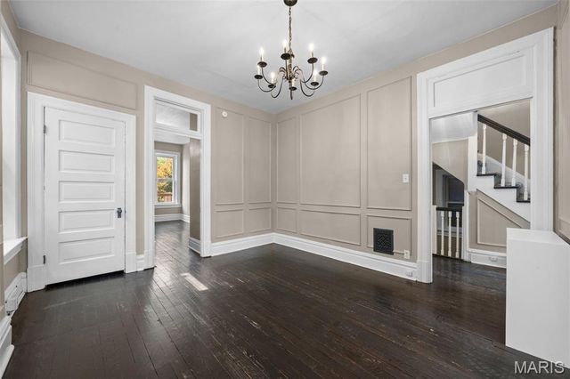 4036 Flad Avenue, St Louis, MO 63110