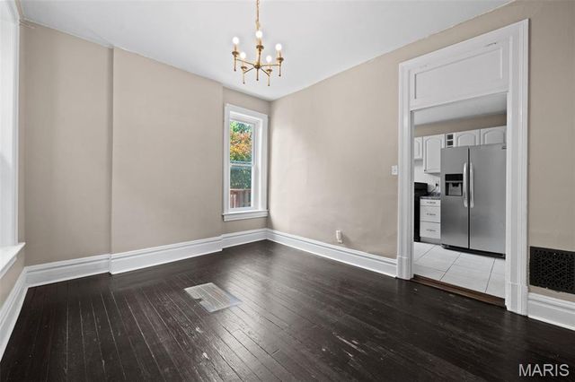 4036 Flad Avenue, St Louis, MO 63110