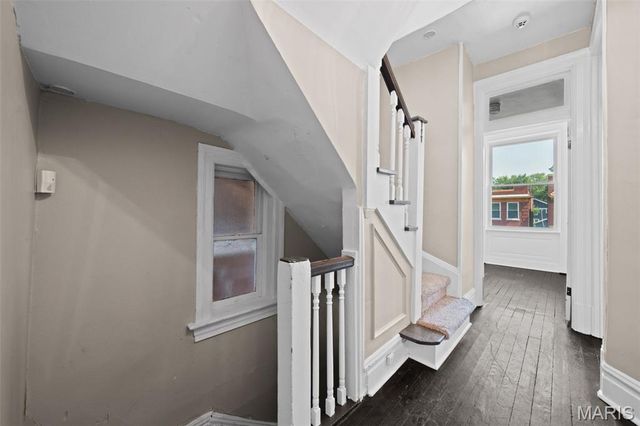 4036 Flad Avenue, St Louis, MO 63110