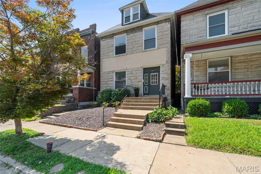 4036 Flad Avenue, St Louis, MO 63110
