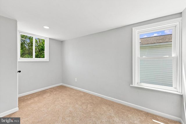 1631 MCCAY AVE, Upper Chichester, PA 19061