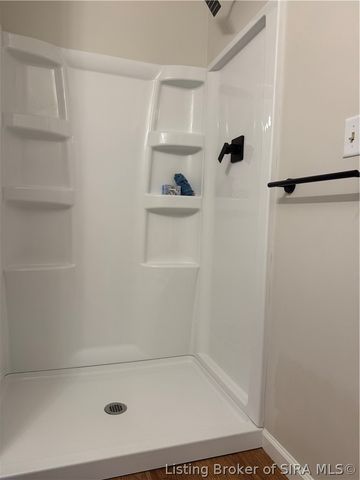 108 W Main St, Henryville, IN 47126