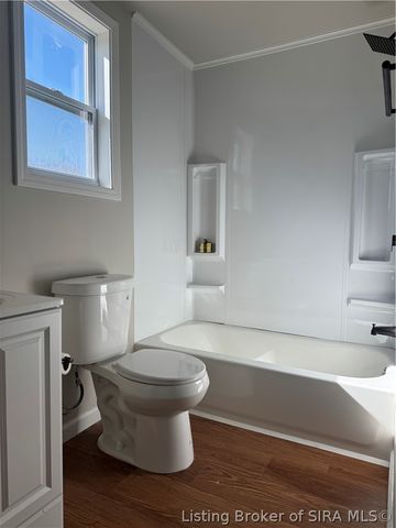 108 W Main St, Henryville, IN 47126