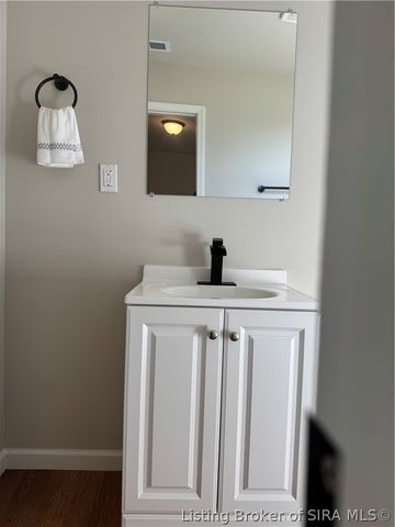 108 W Main St, Henryville, IN 47126