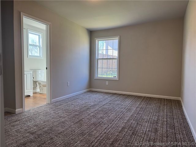 108 W Main St, Henryville, IN 47126