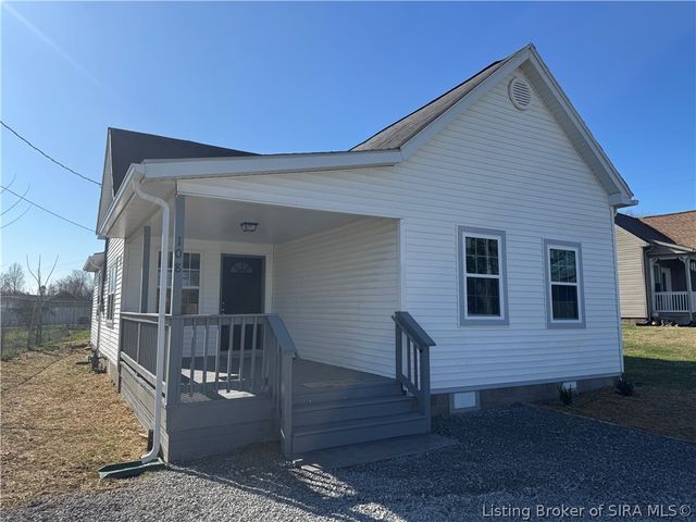 108 W Main St, Henryville, IN 47126