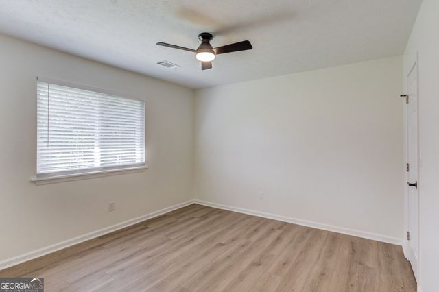 3622 Cainbridge Court, Lawrenceville, GA 30044
