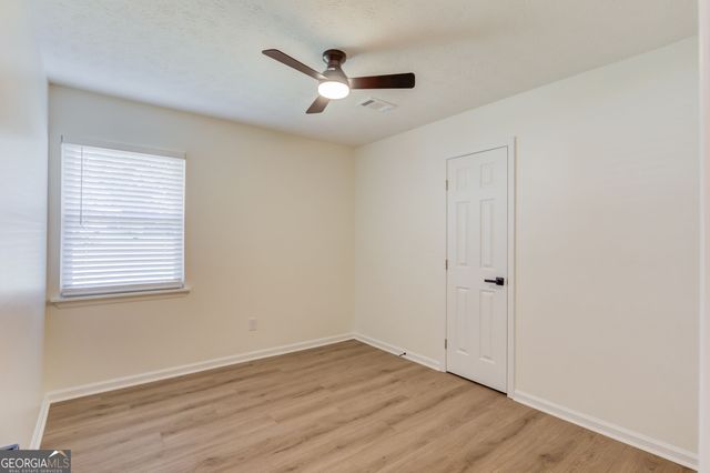 3622 Cainbridge Court, Lawrenceville, GA 30044
