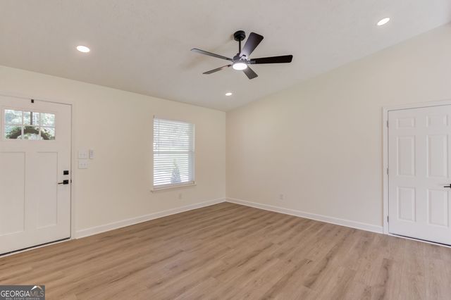 3622 Cainbridge Court, Lawrenceville, GA 30044