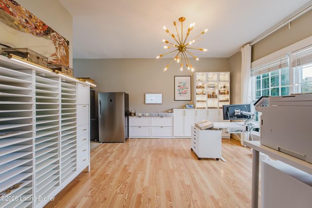 1348 S Floyd St, Louisville, KY 40208