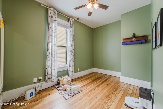 1348 S Floyd St, Louisville, KY 40208